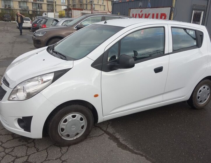 Chevrolet Spark 2