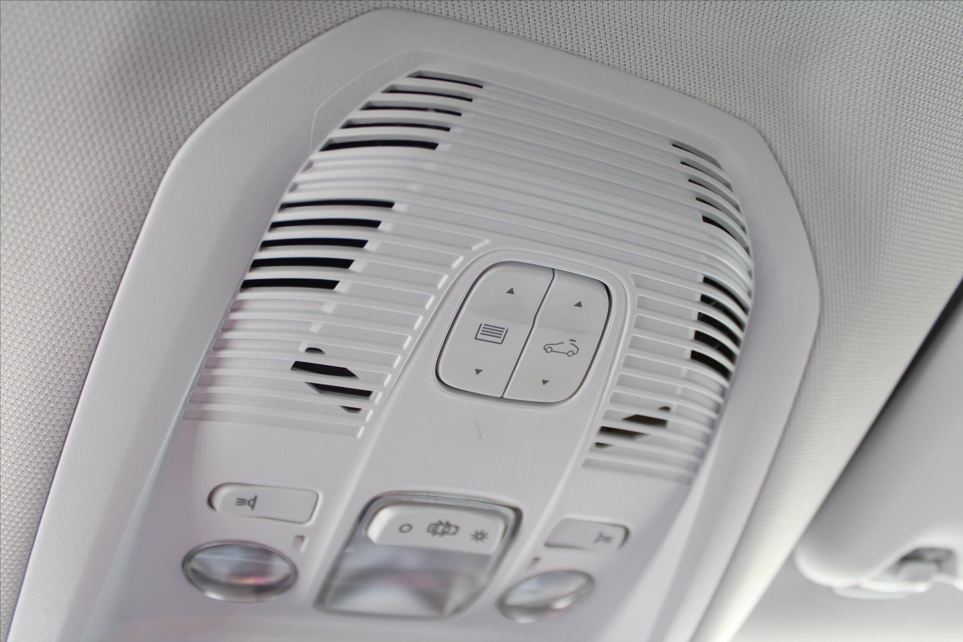 Peugeot 3008 SUV 1,5 l 96 kw