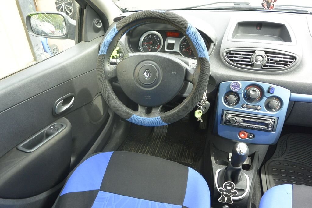 Renault Clio Hatchback 1,1 l 55 kw