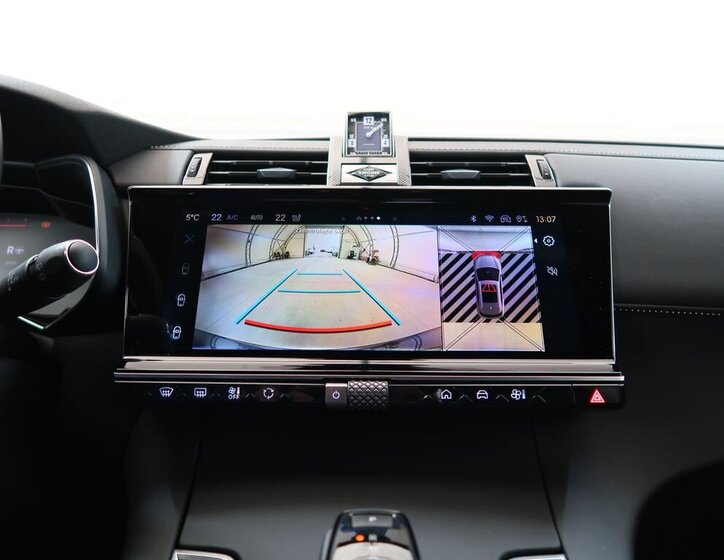DS Automobiles DS7 Crossback 30
