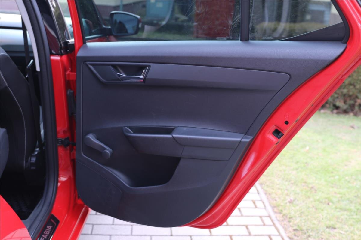 Škoda Fabia Hatchback 999,0 70 kw