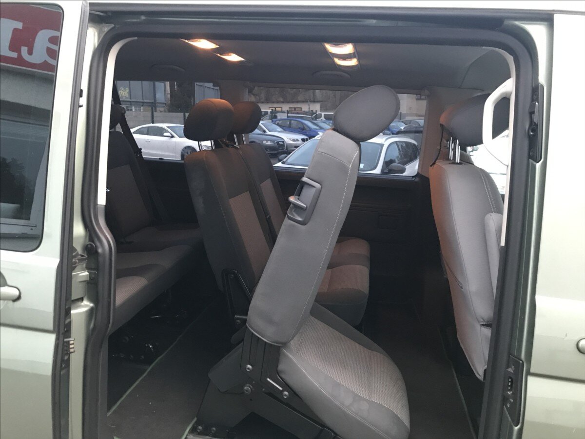 Volkswagen Caravelle