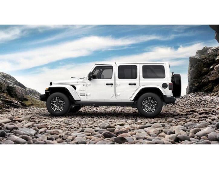 Jeep Wrangler 3