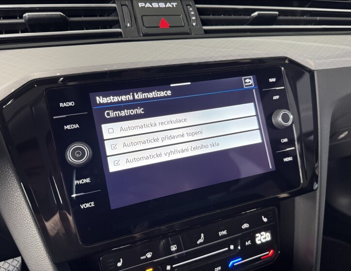 Volkswagen Passat 40