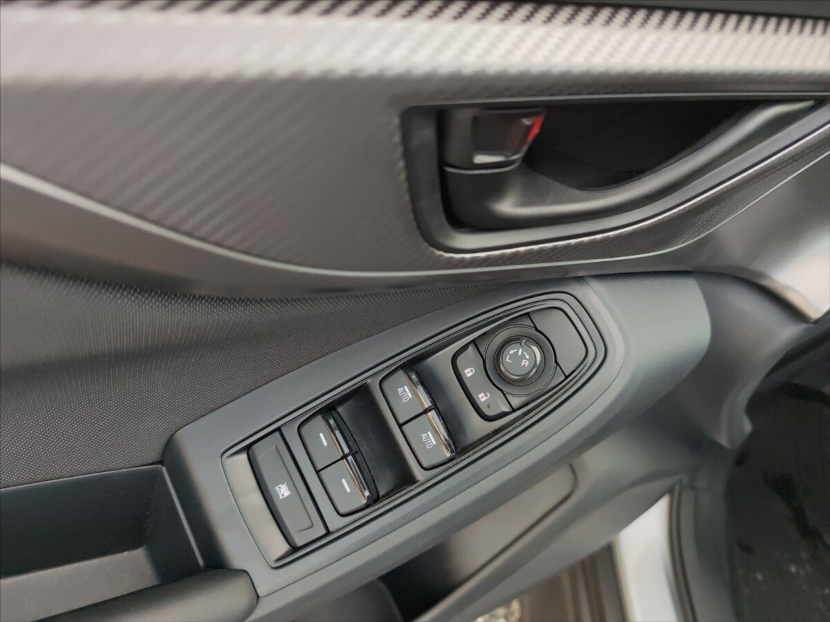 Subaru WRX Sedan / Limuzína 2,4 l 199 kw