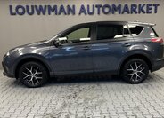 Toyota RAV4 SUV / Terénní 2,0 l 112 kw