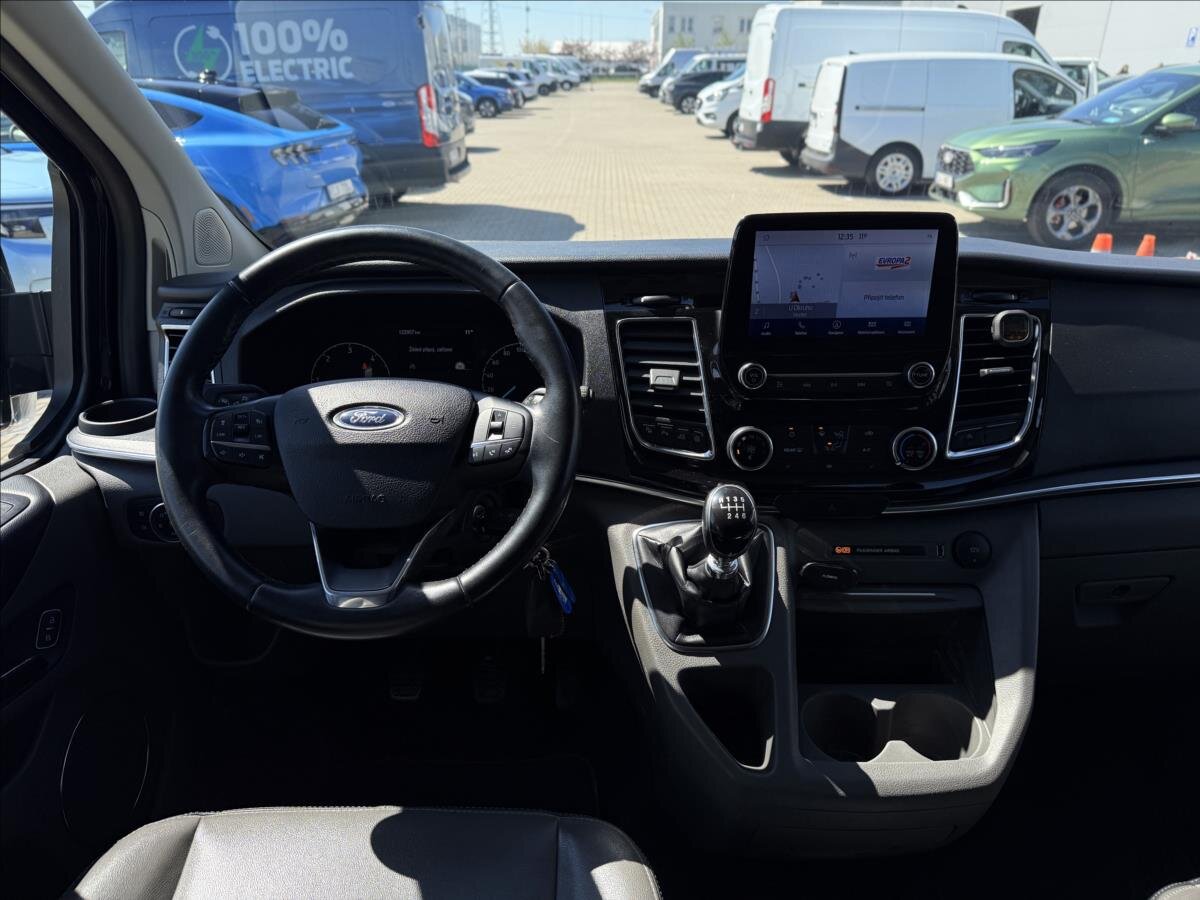 Ford Tourneo Custom MPV 2,0 l 136 kw
