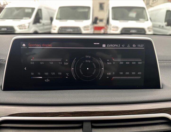BMW Řada 7 Ostatní 4,4 l 390 kw