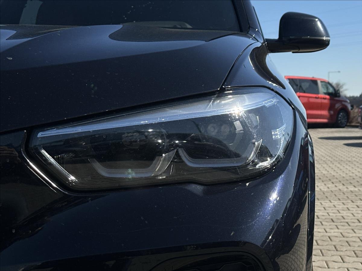 BMW X5 SUV 3,0 l 210 kw