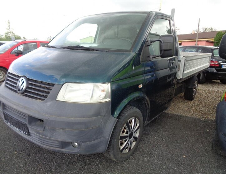 Volkswagen Transporter Valník 2,5 l 96 kw