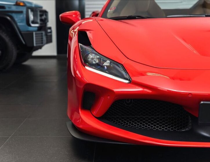 Ferrari Ostatní Kupé 3,9 l 530 kw