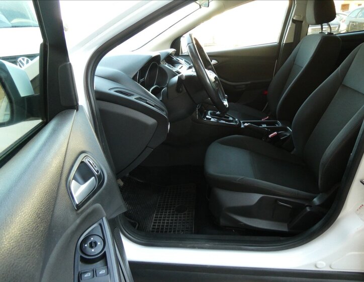 Ford Focus Kombi 1,5 l 70 kw