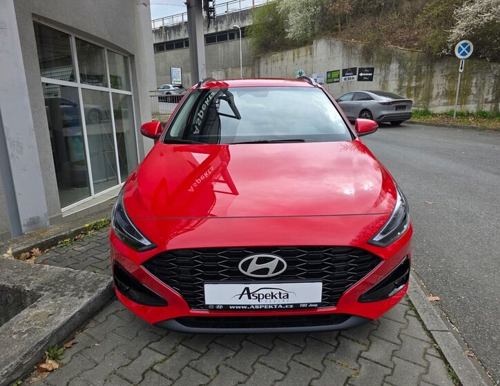 Hyundai i30 Kombi 1,6 l 110 kw