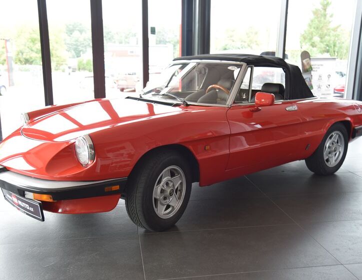 Alfa Romeo Spider 7