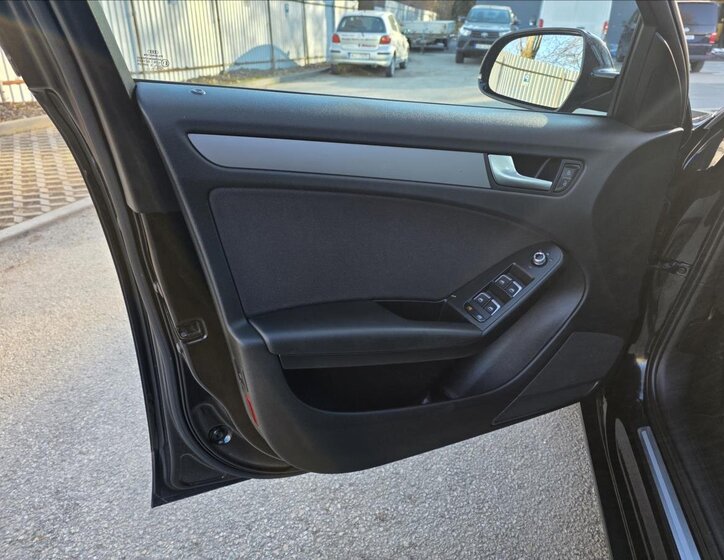 Audi A4 Kombi 2,0 l 100 kw