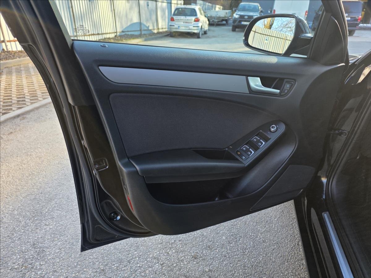 Audi A4 Kombi 2,0 l 100 kw