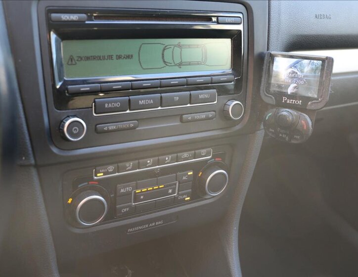 Volkswagen Golf Kombi 1,6 l 77 kw