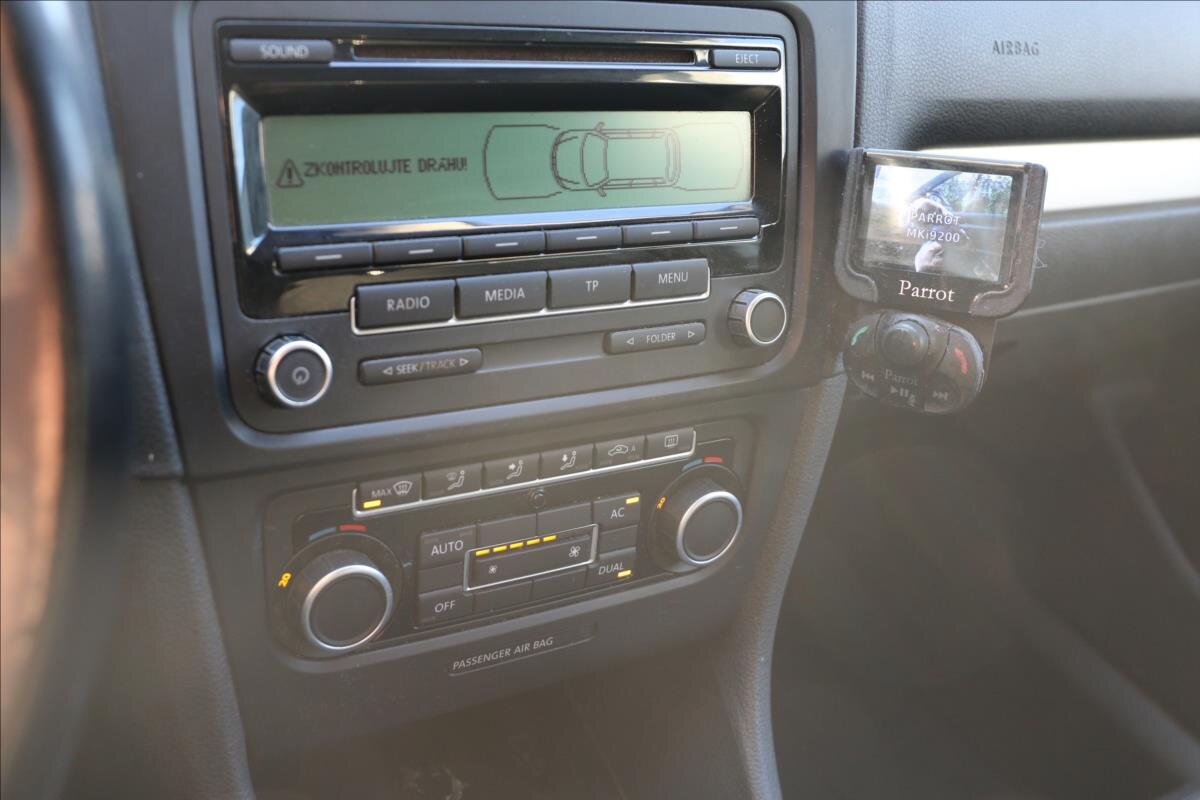 Volkswagen Golf Kombi 1,6 l 77 kw