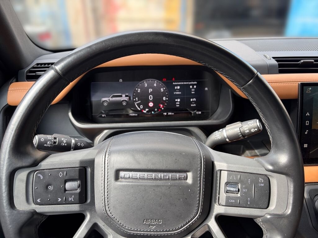 Land Rover Defender SUV / Terénní 3,0 l 294 kw