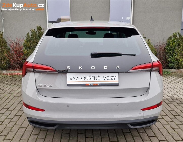 Škoda Scala 9