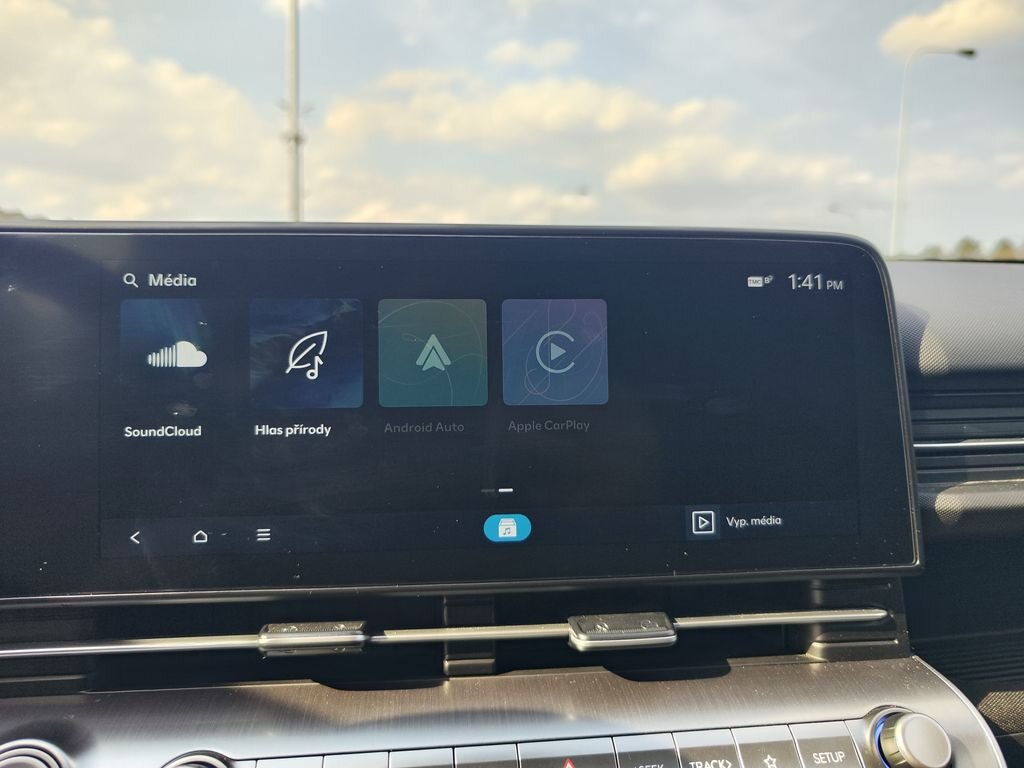 Hyundai Kona SUV / Terénní 1,6 l 102 kw