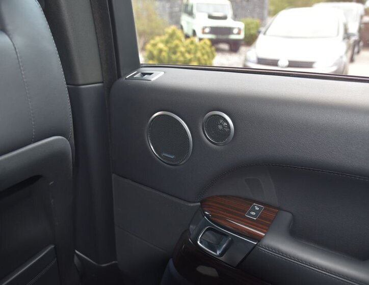 Land Rover Range Rover SUV / Terénní 4,4 l 250 kw