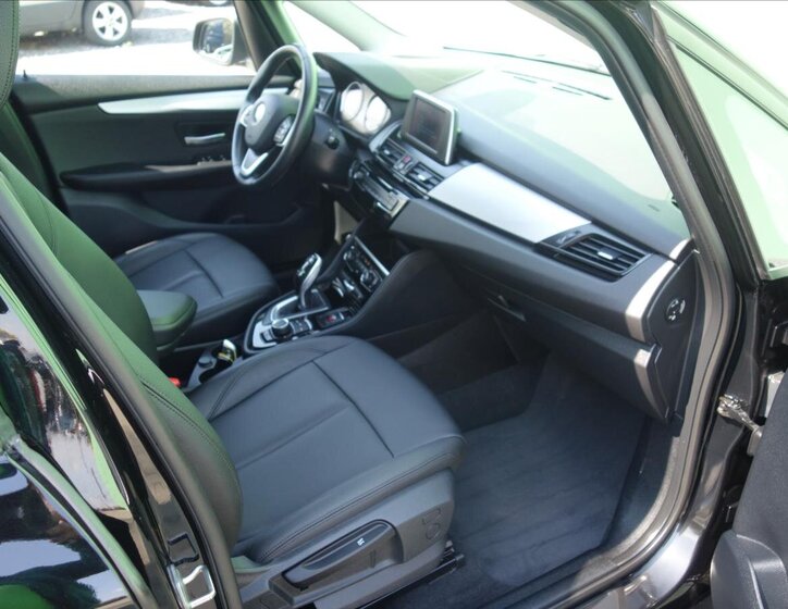 BMW Řada 2 MPV 1,5 l 85 kw