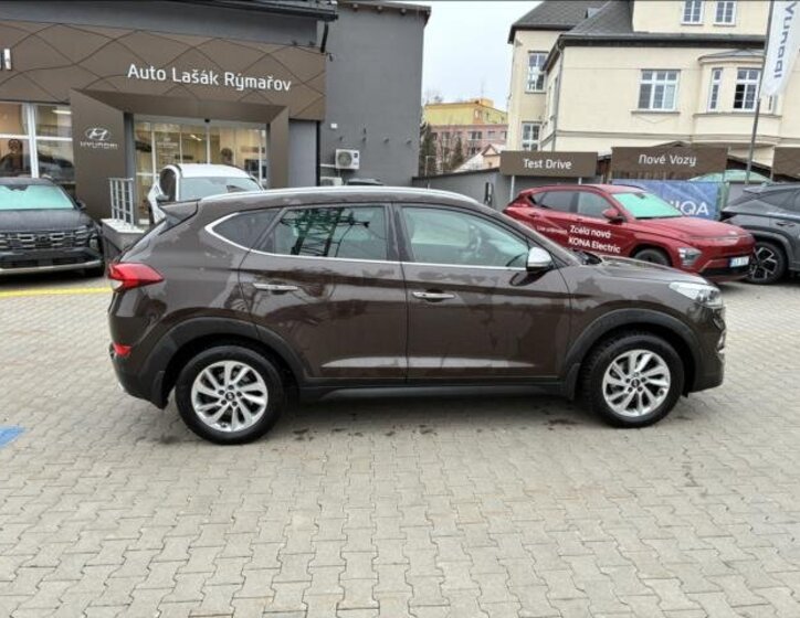 Hyundai Tucson 8
