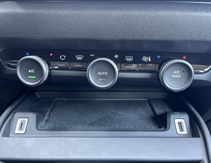 Citroën C4 Hatchback 1,2 l 96 kw