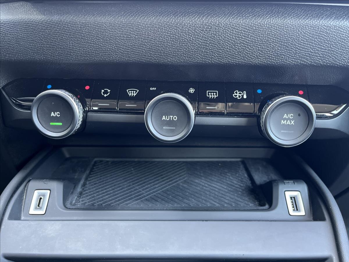 Citroën C4 Hatchback 1,2 l 96 kw