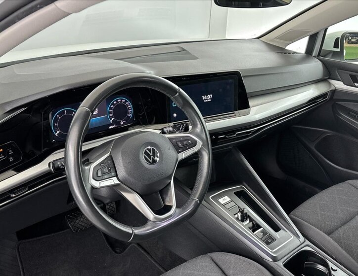 Volkswagen Golf Kombi 2,0 l 85 kw