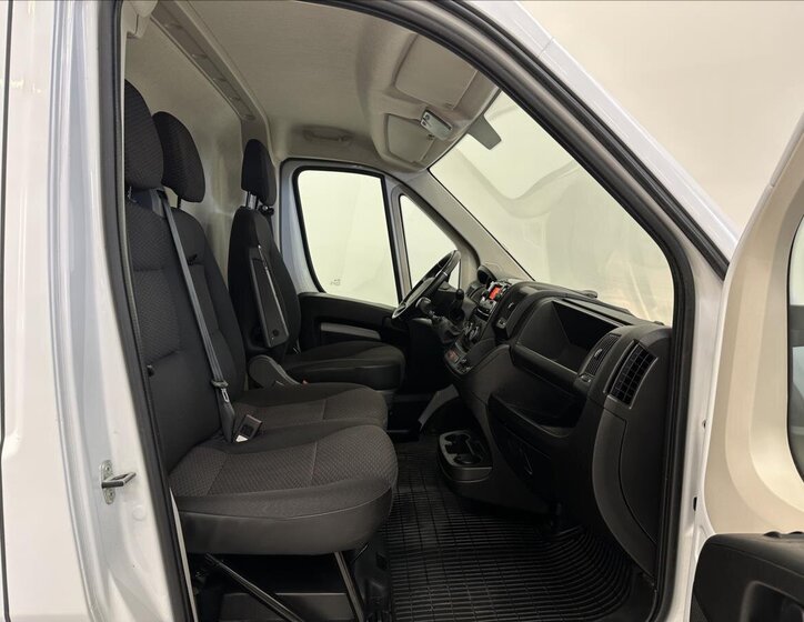 Peugeot Boxer Skříň 2,2 l 103 kw