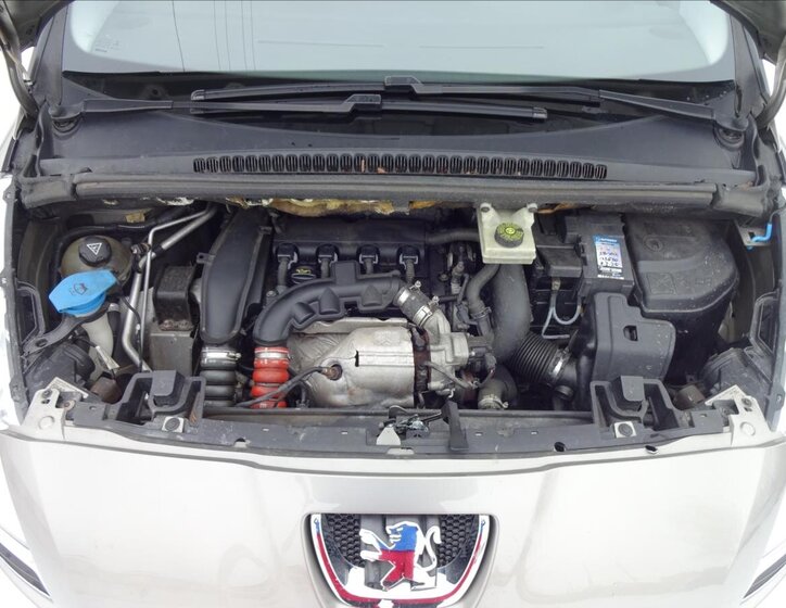 Peugeot 5008 MPV 1,6 l 115 kw