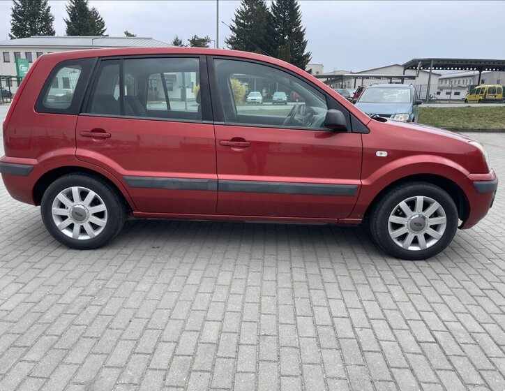 Ford Fusion Kombi 1,4 l 59 kw