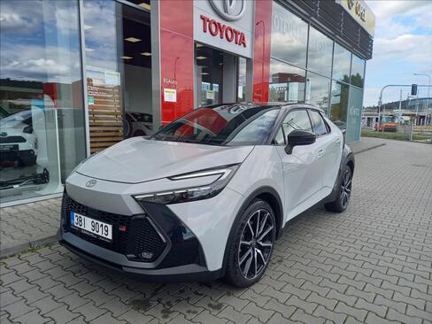 Toyota C-HR Hatchback 2,0 l 112 kw