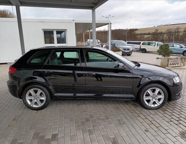 Audi A3 Hatchback 1,6 l 77 kw