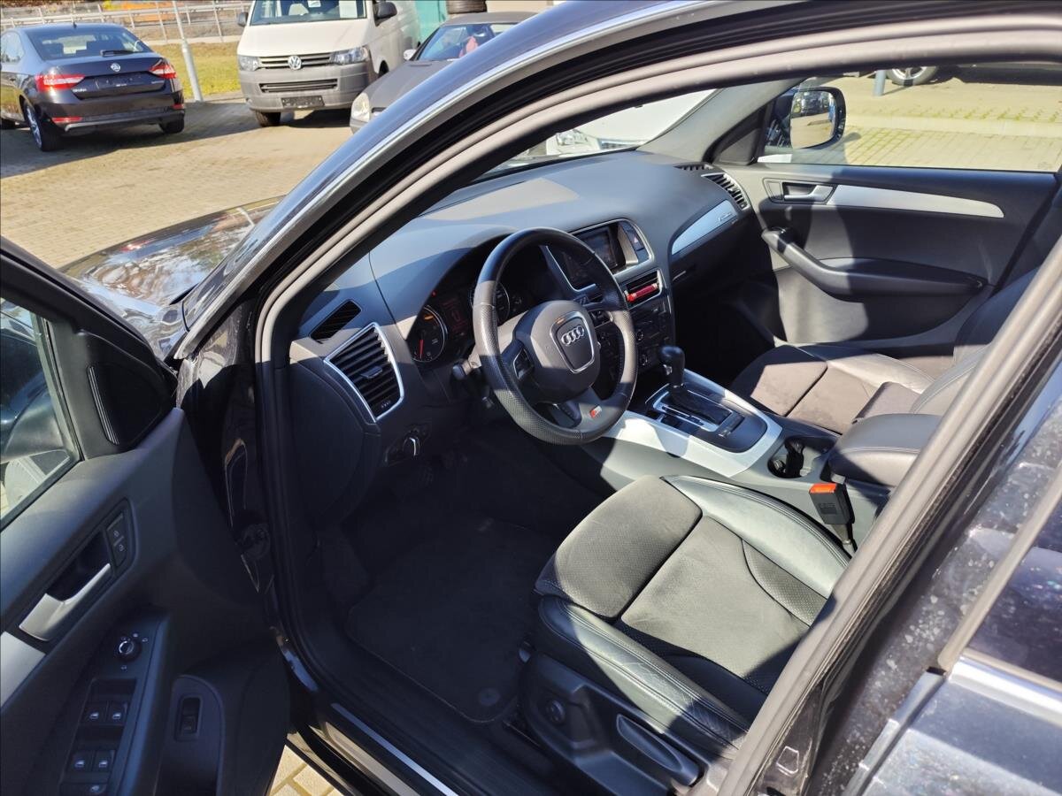 Audi Q5 Kombi 3,0 l 176 kw