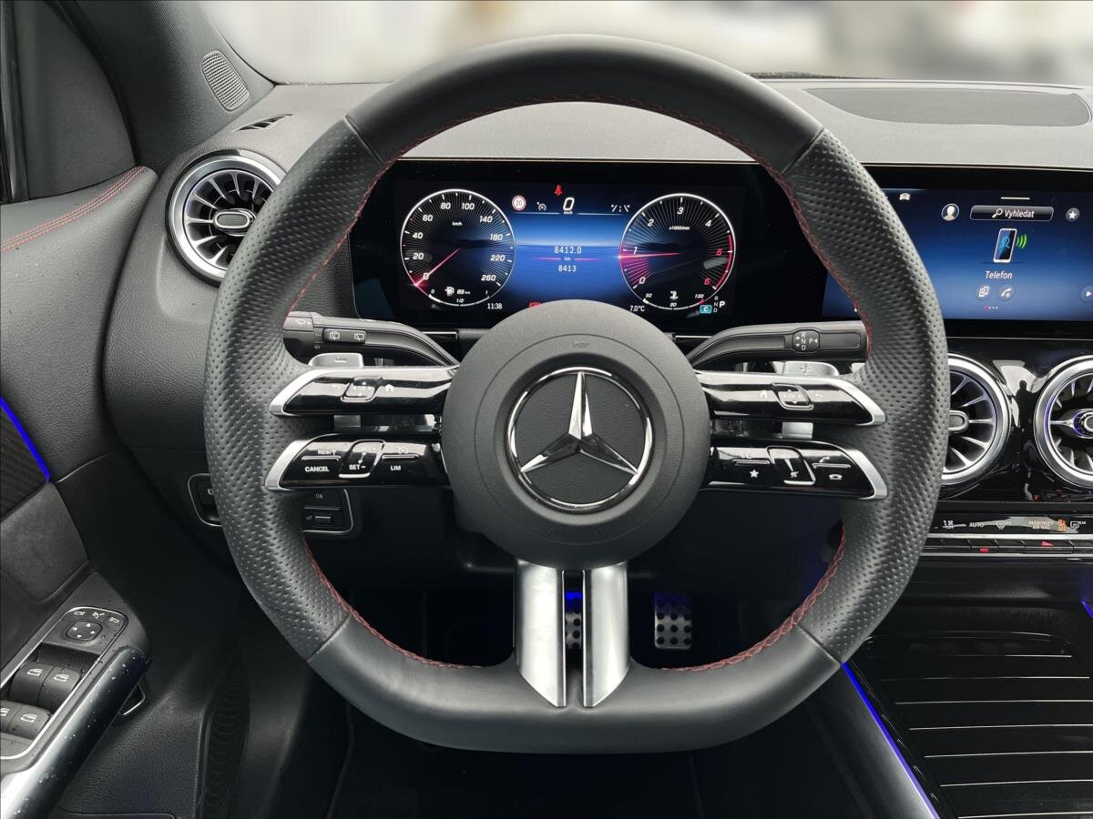 Mercedes-Benz GLA SUV / Terénní 2,0 l 110 kw