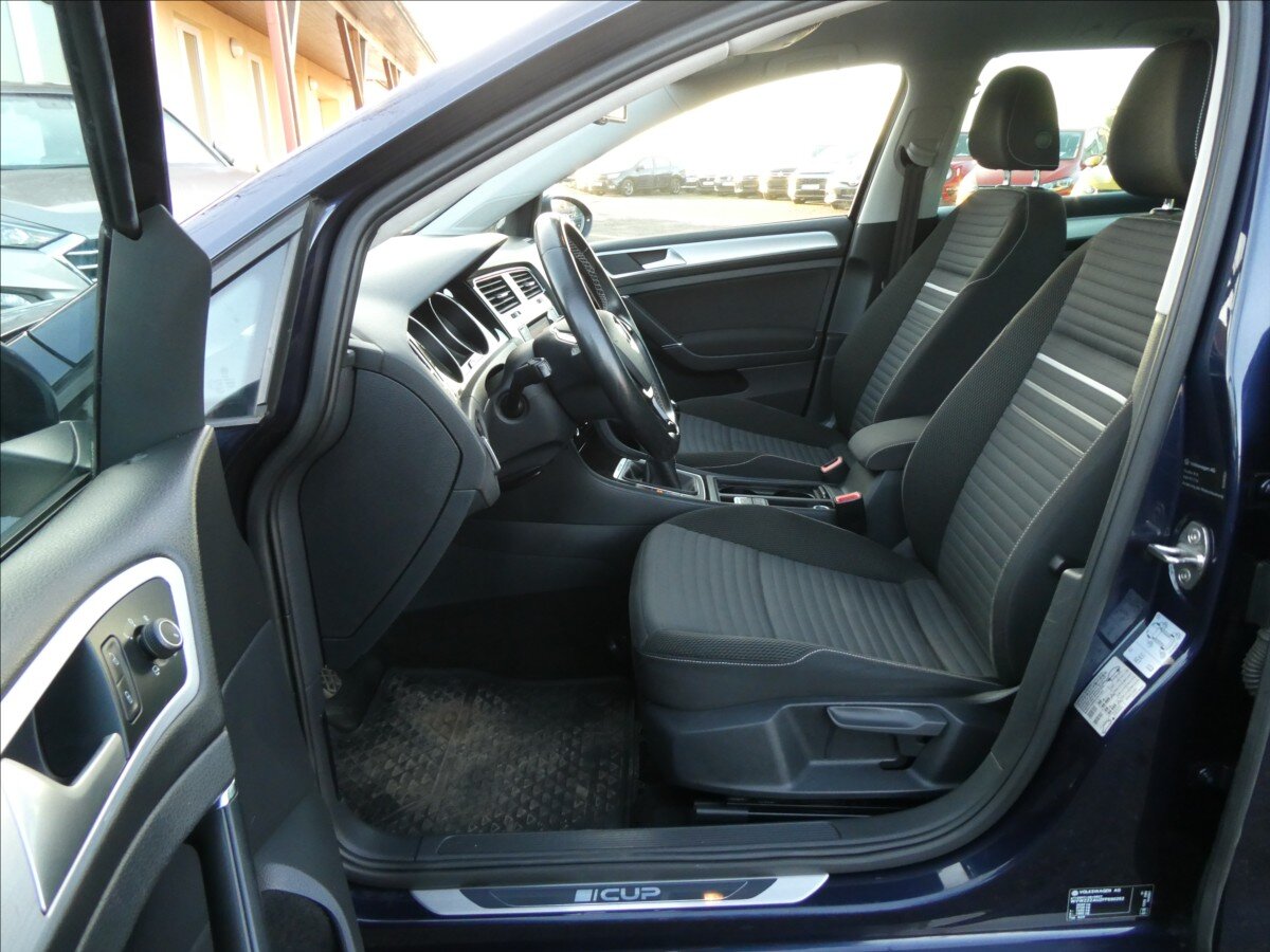 Volkswagen Golf Kombi 1,6 l 81 kw