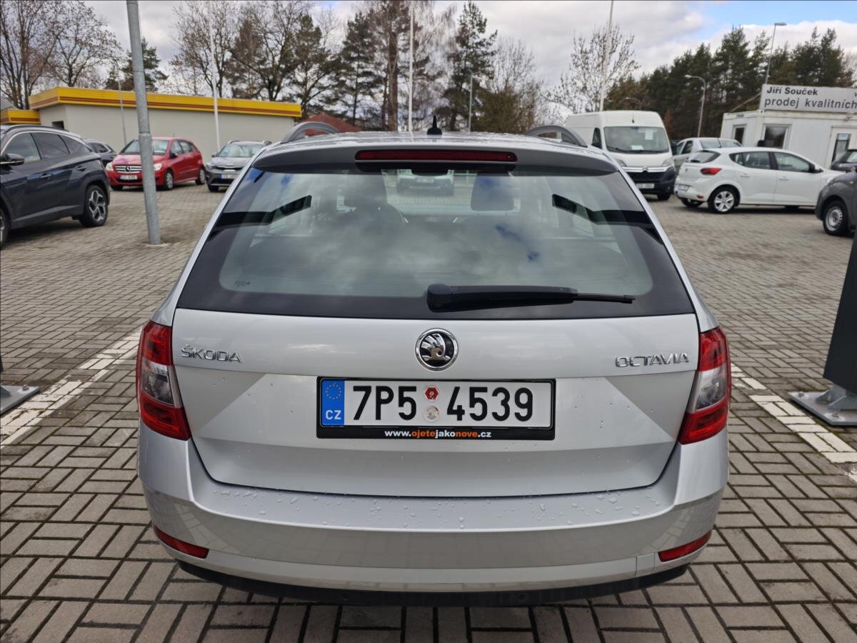 Škoda Octavia Kombi 2,0 l 110 kw