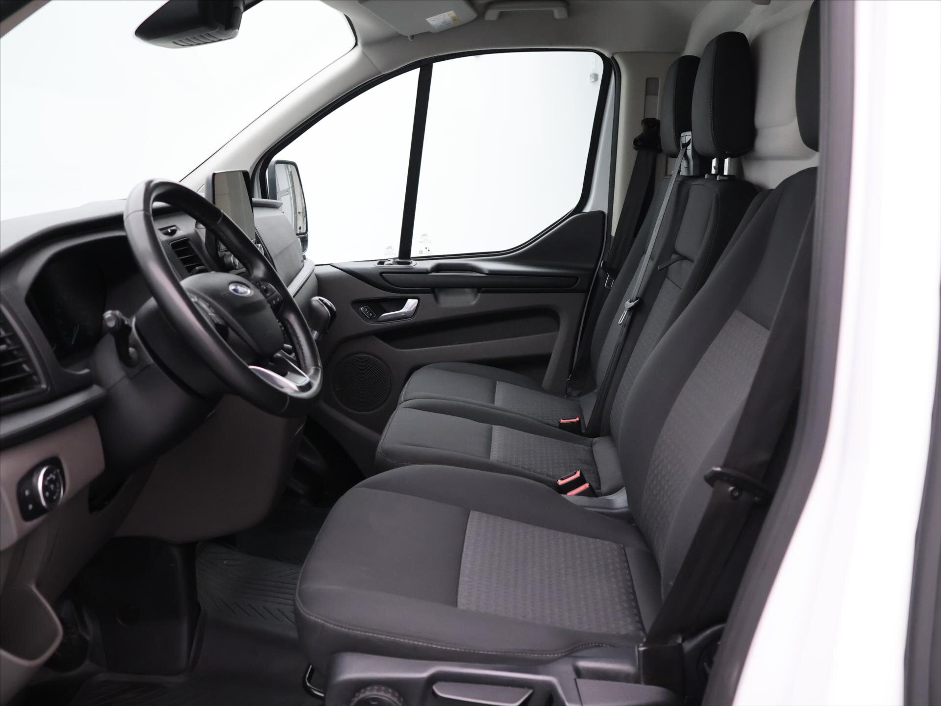 Ford Transit Custom Skříň 2,0 l 77 kw