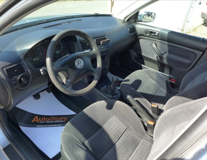 Volkswagen Golf Hatchback 1,9 l 74 kw