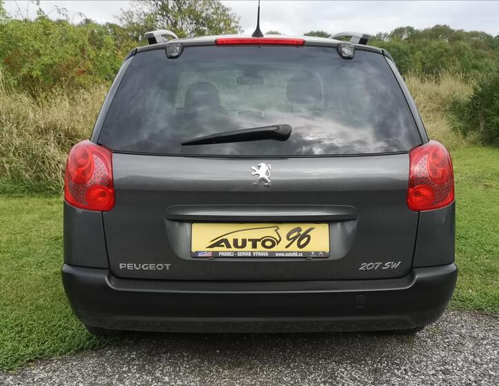 Peugeot 207 32