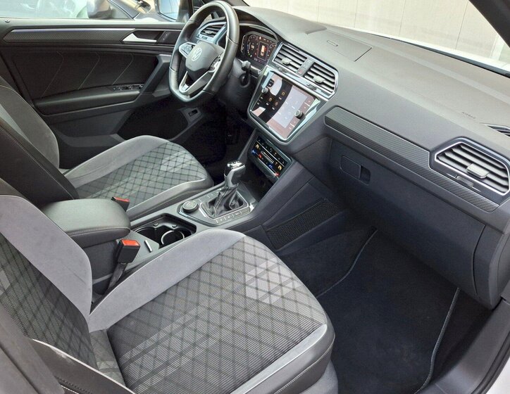 Volkswagen Tiguan SUV / Terénní 2,0 l 180 kw