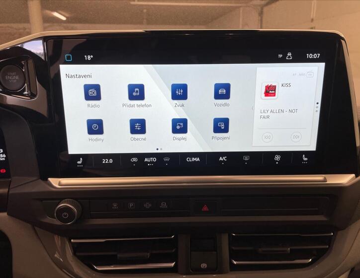 Volkswagen Caravelle 10