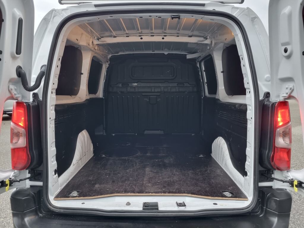 Opel Combo Skříň 1,5 l 96 kw