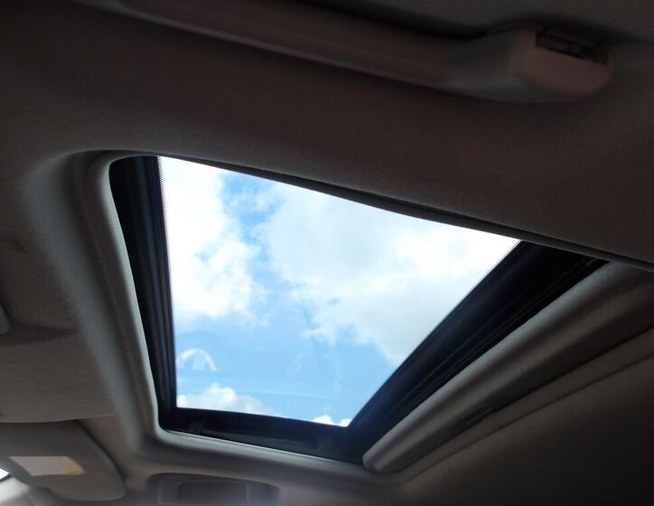 Mitsubishi Outlander SUV / Terénní 2,4 l 125 kw