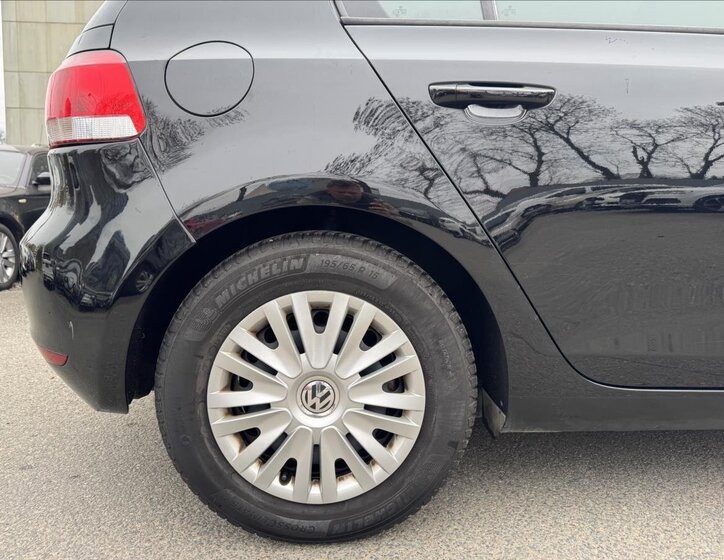 Volkswagen Golf Hatchback 1,6 l 77 kw