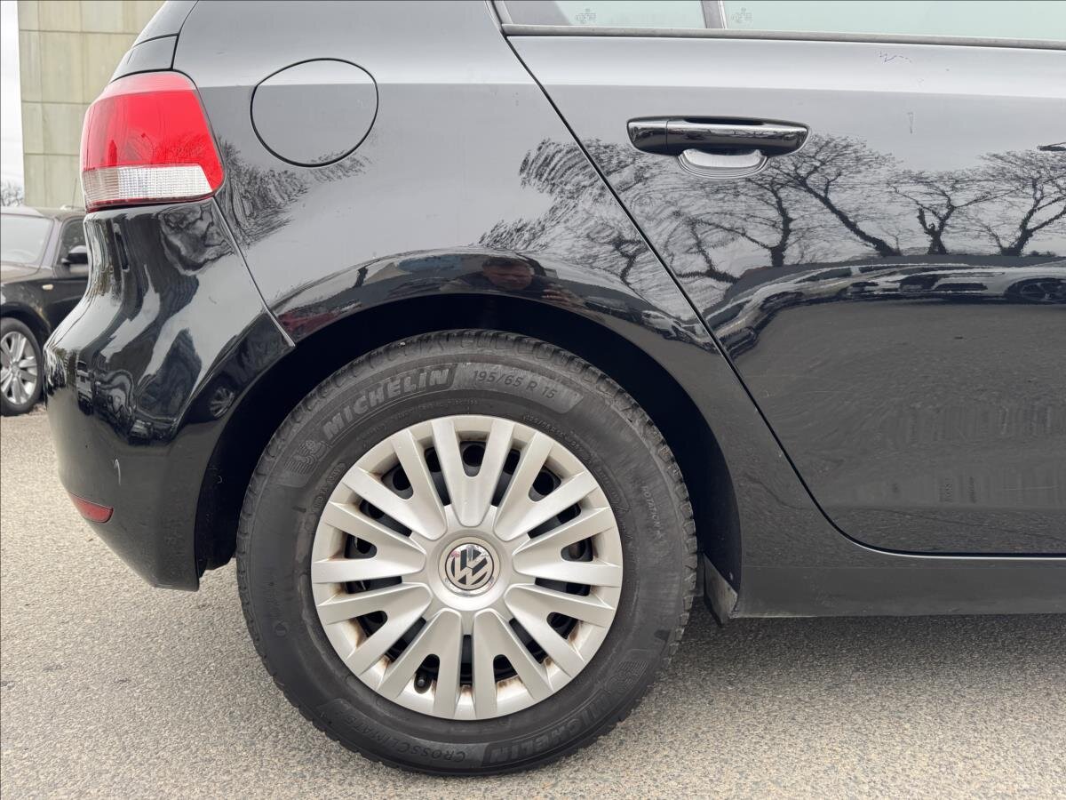 Volkswagen Golf Hatchback 1,6 l 77 kw