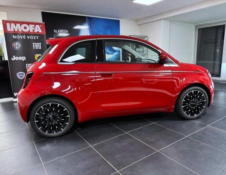 Fiat 500e 4